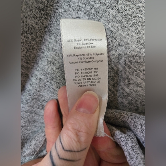 Wilfred Free | Gray Relaxed Short Sleeve T-Shirt, Size M - Picture 5 of 7